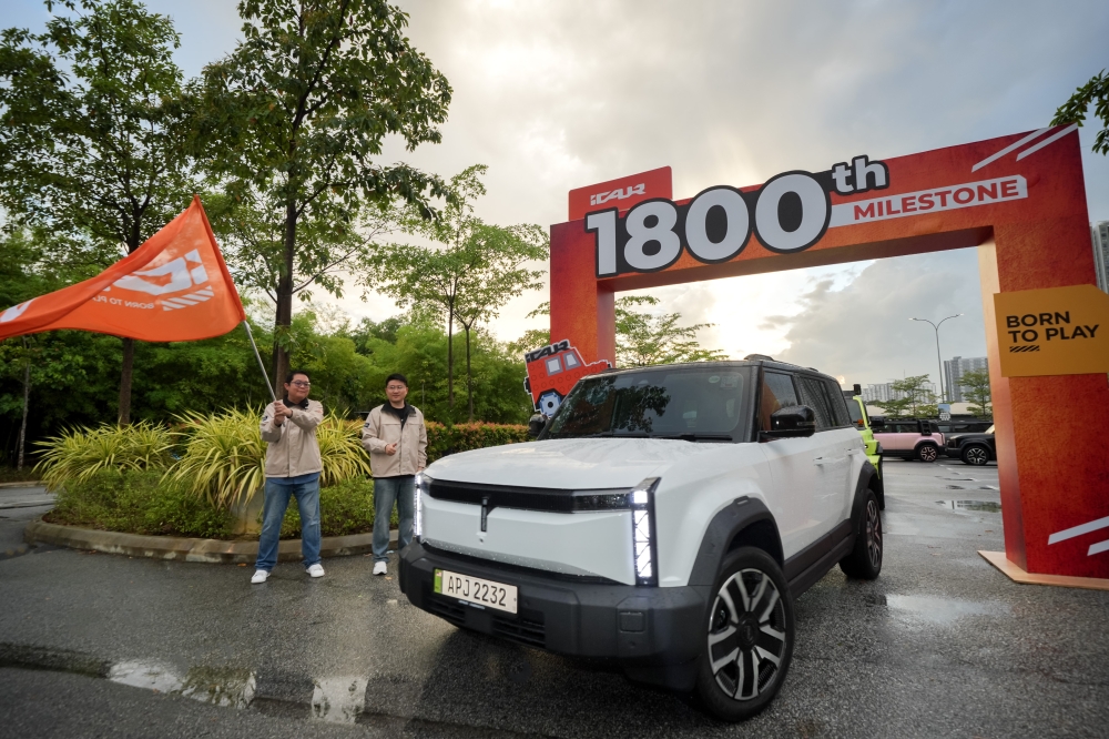 iCAUR Malaysia marks its 1,800-vehicle milestone and the launch of the iCAUR Malaysia Owners Club. — Picture courtesy of iCAUR