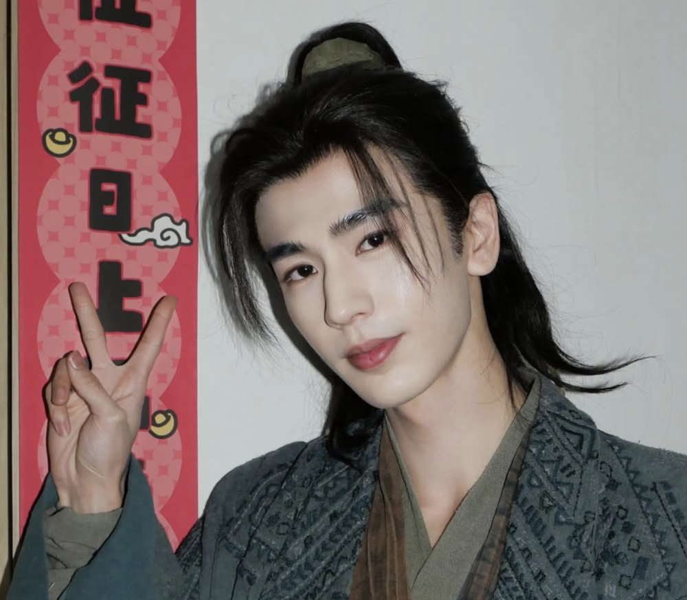 Zhang Linghe faced online criticism after a comment made during a ‘Hello Saturday’ segment was perceived as insensitive by South-east Asian viewers. — Picture via Instagram