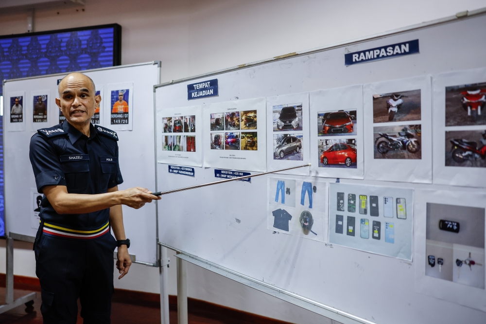 Selangor Police Chief Datuk Shazeli Kahar conducts a press briefing at the Selangor Contingent Police Headquarters in Shah Alam on March 16, 2026. — Bernama pic