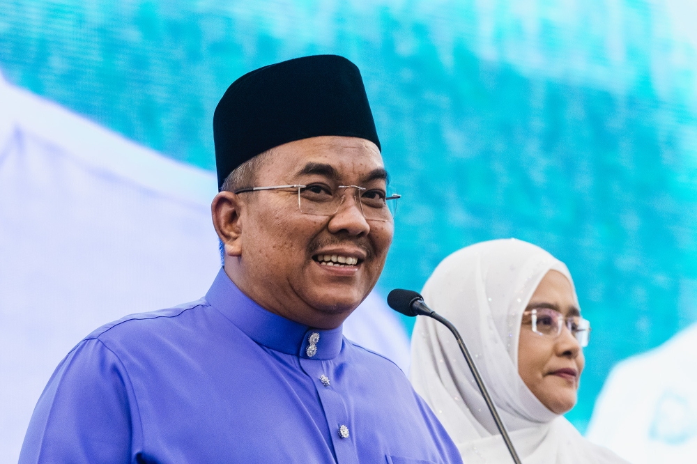 Menteri Besar Datuk Seri Muhammad Sanusi Md Nor said the state would observe the additional holiday regardless of whether 1 Syawal falls on Friday (March 20) or Saturday (March 21). — Picture By Firdaus Latif
