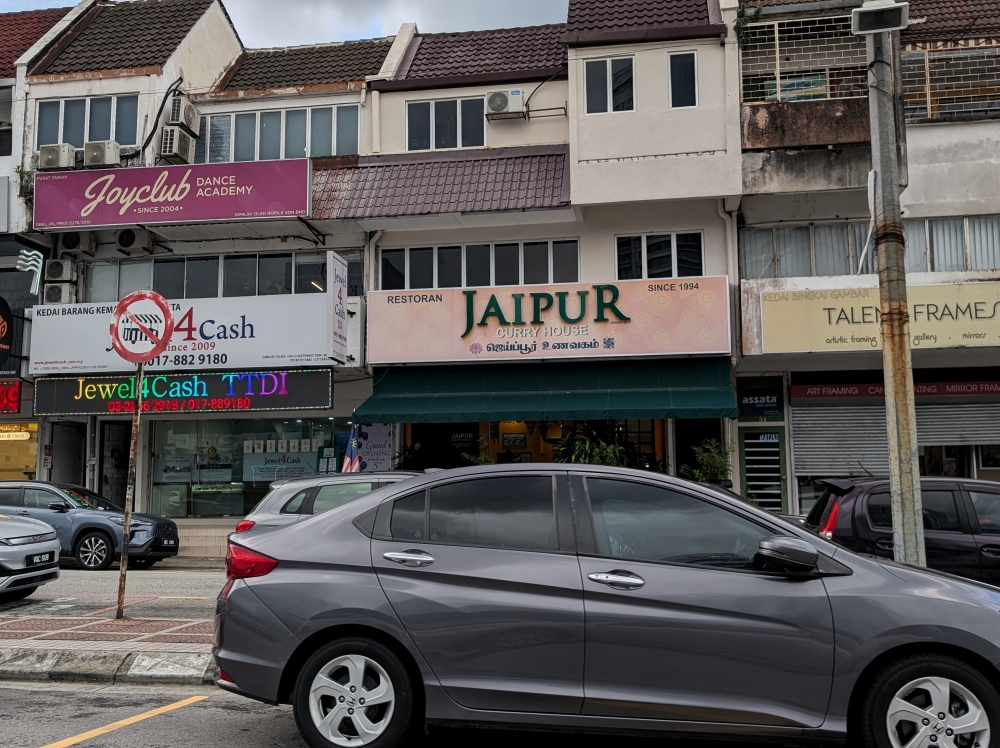 Jaipur Curry House is a longstanding institution in the neighbourhood, having been around since 1994. — Picture by Ethan Lau