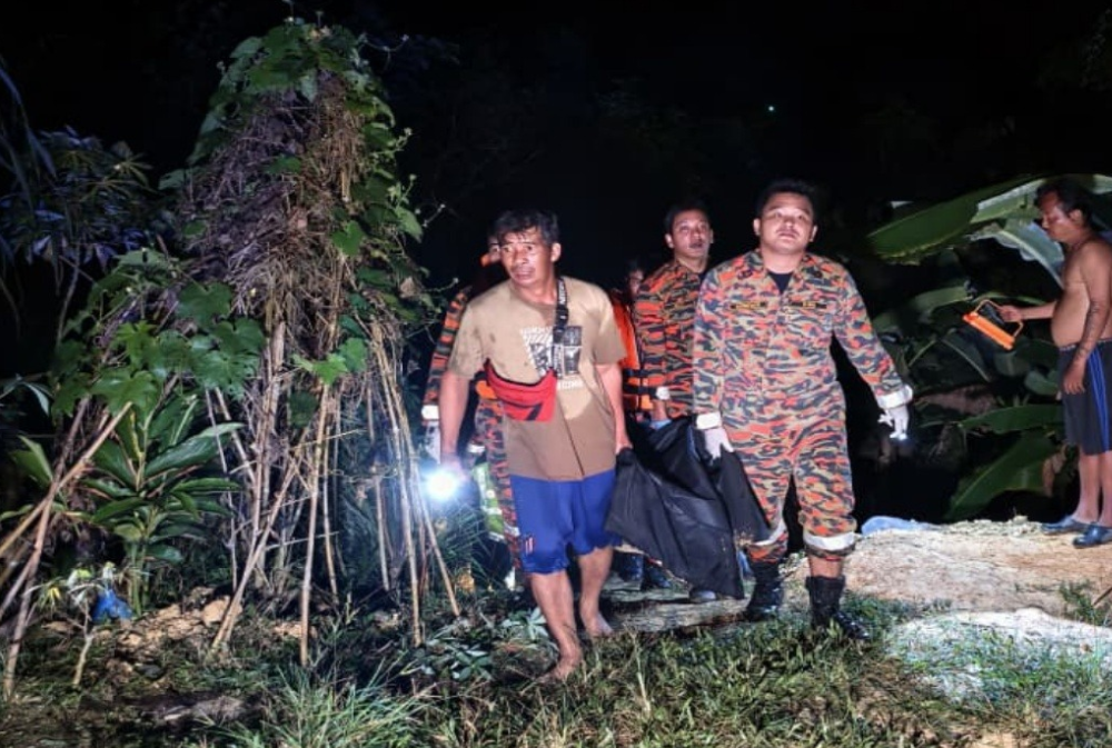 Another teenage boy who was reported missing while swimming with friends at the Sungai Plan Lot waterfall, Jalan Permata, Kidurong, Bintulu, yesterday, was found drowned late last night. — Bernama pic/BBP Kidurong