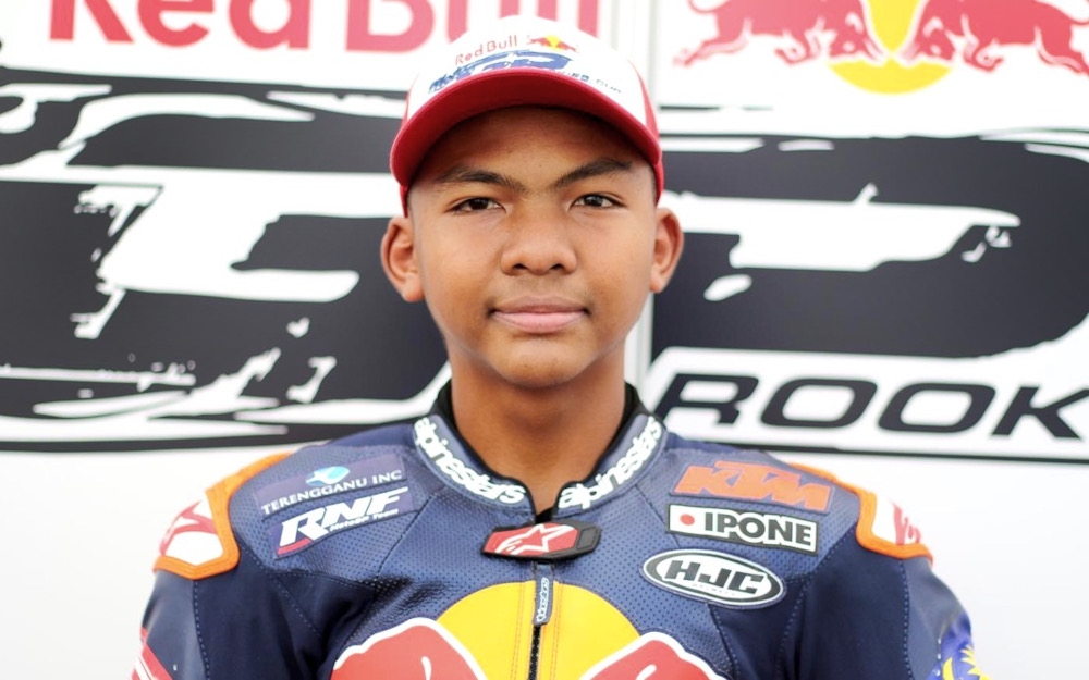 National Moto3 rider Muhammad Hakim Danish Ramli delivered an impressive performance in the Brazilian Grand Prix qualifying session to secure third on the grid for today’s main race. — Picture via X/Bernama Radio