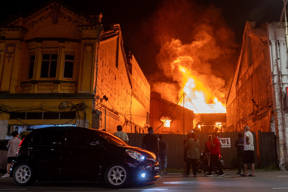 State JBPM Senior Operations Commander Mohd Hanafi Wahid said the fire broke out at about 9pm, and no casualties have been reported. — Bernama pic 