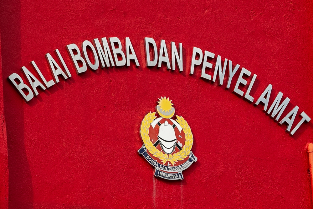 Firefighters from the Pudu station, assisted by teams from Hang Tuah and Tun Razak, were deployed to the scene to carry out extinguishing operations. — Picture by Devan Manuel