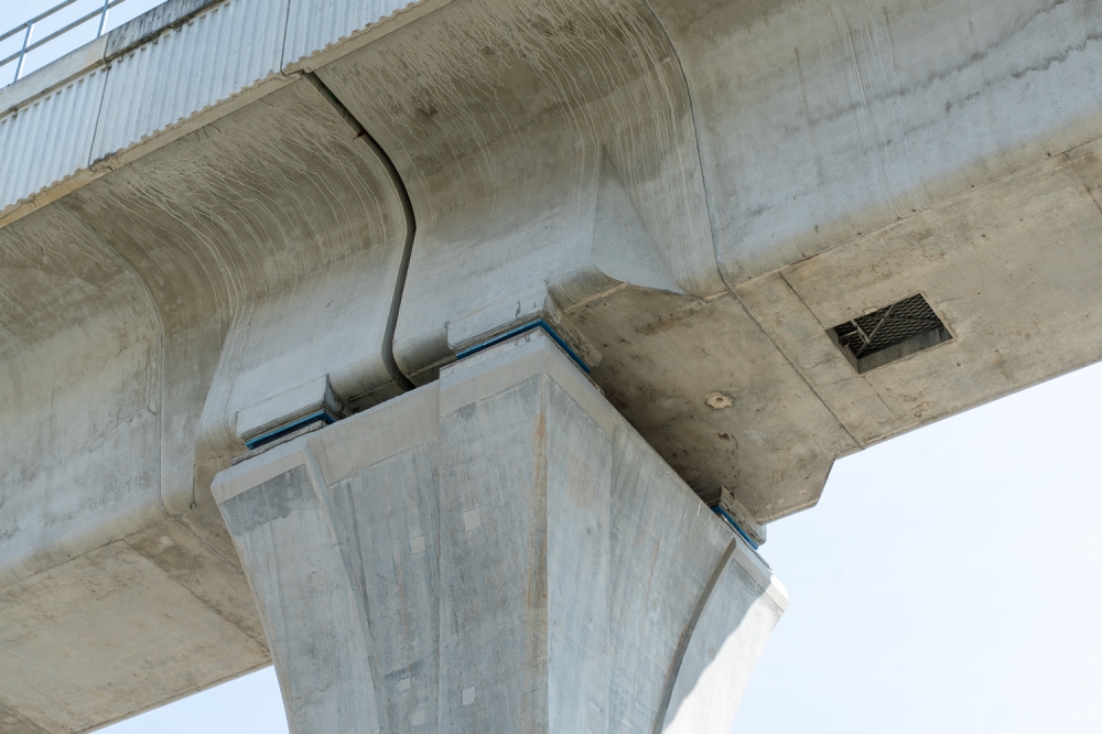 A close-up of one of the numerous viaduct access points beside a concrete pier beneath the elevated tracks along the MRT Kajang and Putrajaya Lines. — Picture by Raymond Manuel