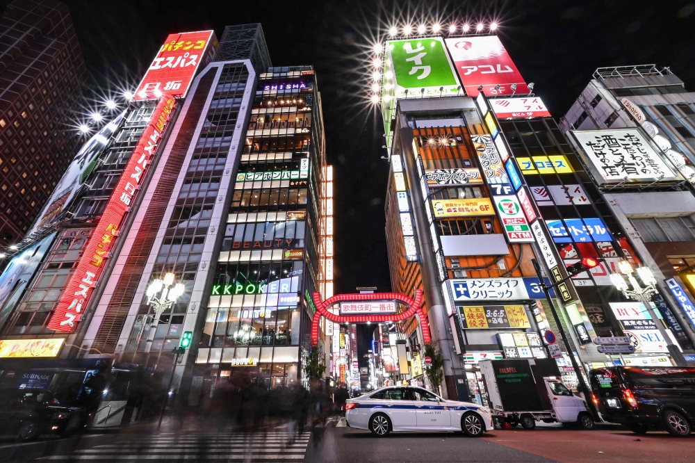 From shorter work weeks to energy-saving campaigns, Asia is rolling out measures to cope with fuel shortages. — AFP pic