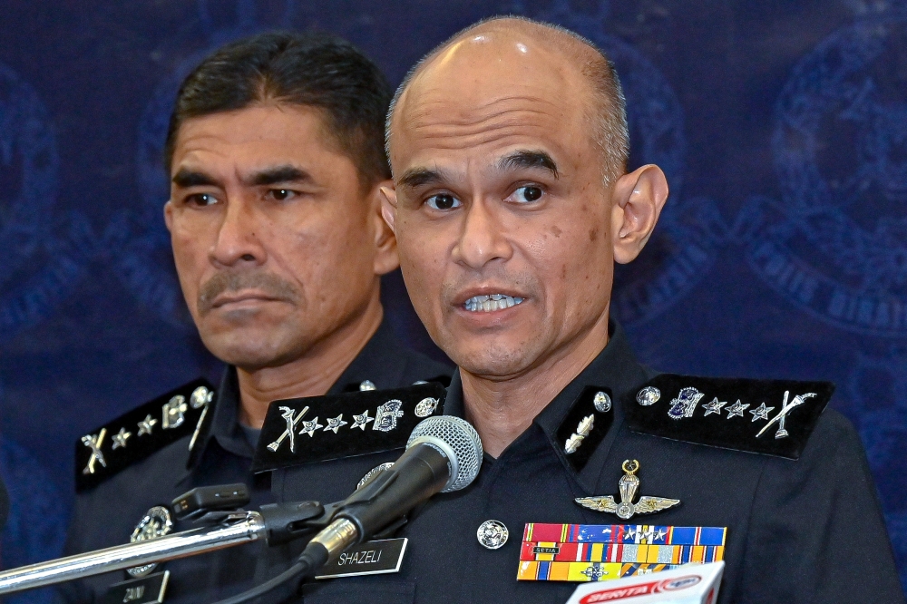 Selangor police chief Datuk Shazeli Kahar said the message, which claimed the event would be held tomorrow at the Selangor police contingent headquarters hall and solicited donations to a MBSB Bank account under the name Norfadilah Md Nor, is false. — Bernama pic