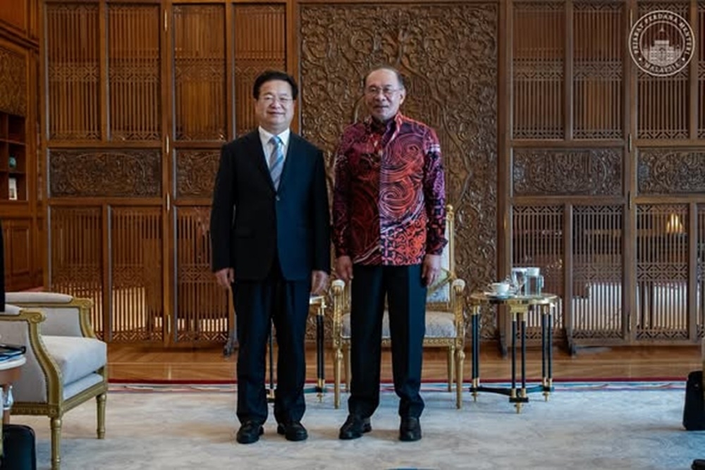 Prime Minister Datuk Seri Anwar Ibrahim and China’s Minister of State Security Chen Yixin pose for a picture during a courtesy call at Perdana Putra March 26, 2026. — Picture via Facebook/Anwar Ibrahim