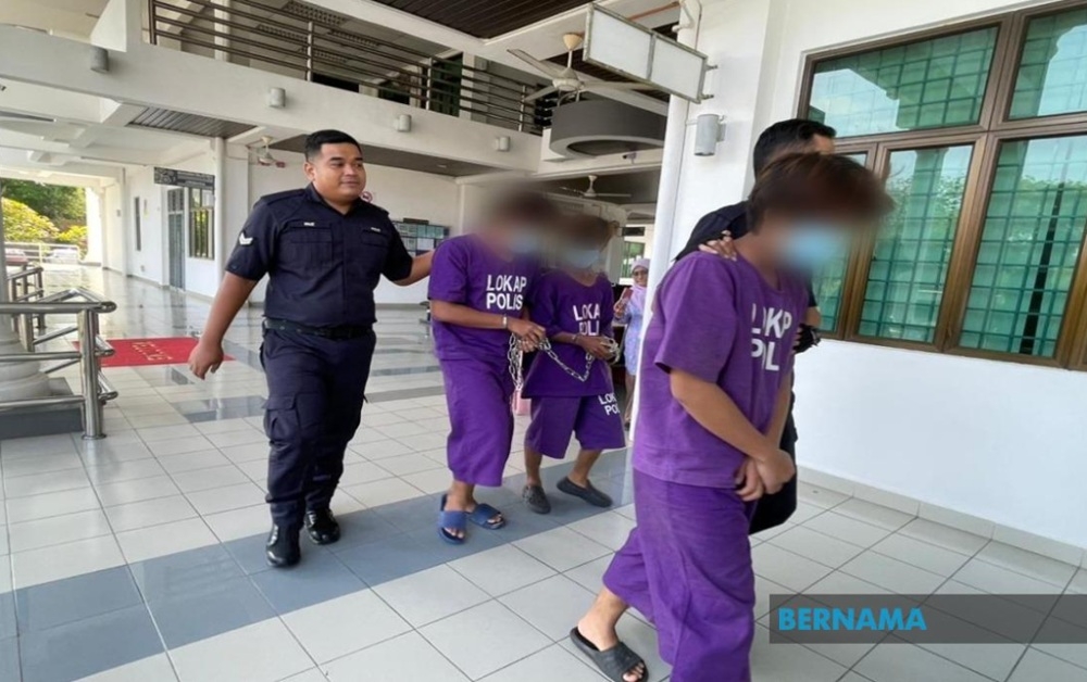 A 19-year-old girl believed to be the mother of a baby whose skeletal remains were found buried in front of her family home in Kelemak four months ago, is among five individuals remanded to assist investigations. — Bernama pic