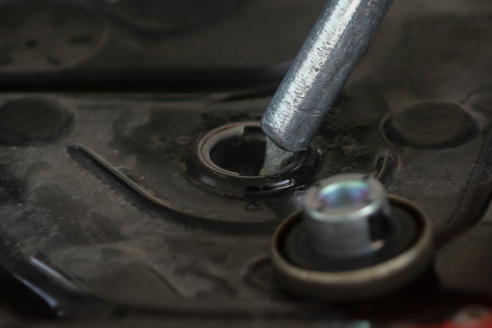 In a Facebook post today, the Ministry of Finance (MOF) said the government is continuing its efforts through the Subsidised Petrol Control System (SKPS) and the Subsidised Diesel Control System (SKDS), which provide targeted fuel subsidies for the land and water public transport sectors, as well as for the transportation of selected goods. — Picture by Sayuti Zainudin 