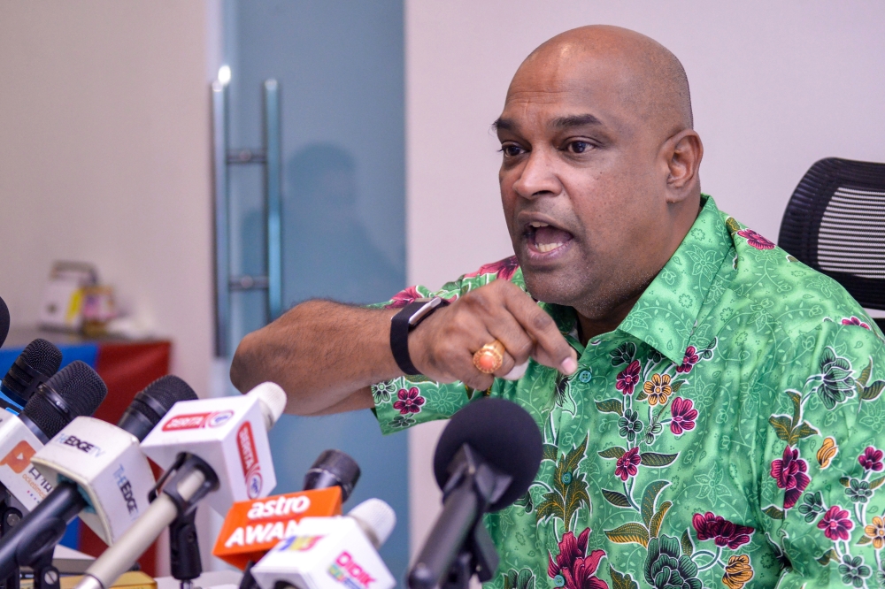 Human Resources Minister Datuk Seri R. Ramanan said that this transition period is intended to provide platform operators with sufficient time to adapt to the new legislative requirements without the immediate threat of punitive enforcement. — Bernama pic