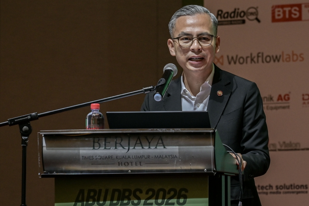 Communications Minister Datuk Fahmi Fadzil said the government will give social media platforms sufficient time to implement clean-up measures, including ensuring that no more children under 16 register new accounts or maintain existing accounts on their respective platforms. — Bernama pic
