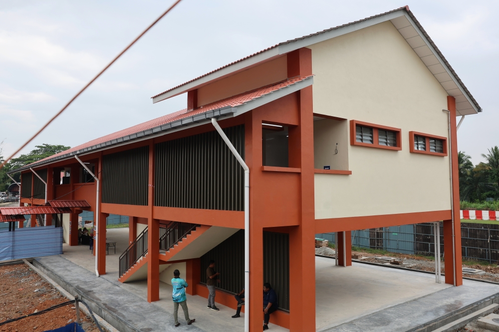 The new block that houses pre-school students is almost complete as part of the Replacement Building Project (Daif 2022) at the Dengkil Tamil National Type School April 1, 2026. — Bernama pic