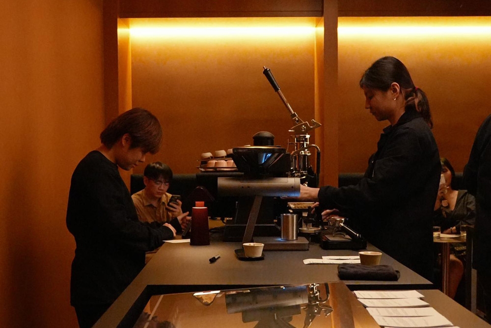 Beneath Afloat, Submerge surfaces: The award-winning roaster’s intimate new espresso bar in Bukit Jalil Beneath Afloat, Submerge surfaces: The award-winning roaster’s intimate new espresso bar in Bukit Jalil