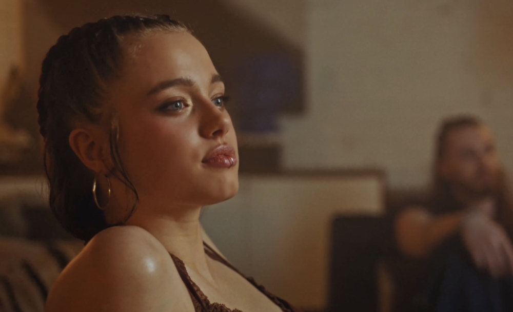 ‘Copy and paste’: Angelina Jolie’s daughter Shiloh goes viral after appearance in K-pop music video (VIDEO)