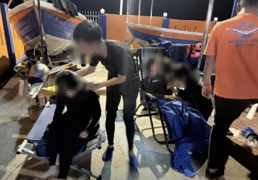 Two drown after kayak capsizes in rough waters at Pantai Merdeka in Kedah