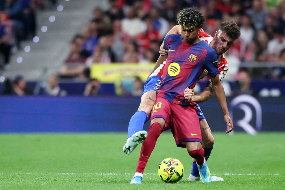 Barcelona move seven points clear after Lewandowski winner, Real Madrid fall to Mallorca