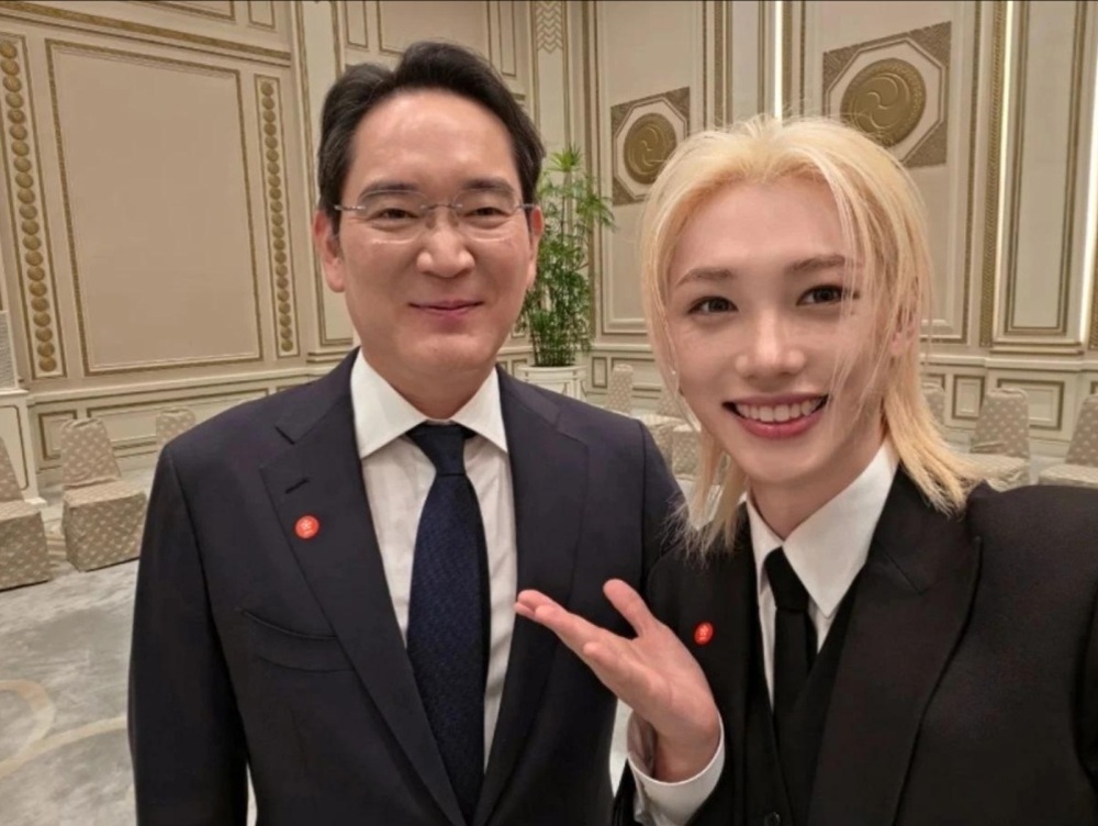 K‑pop meets chaebol: Stray Kids’ Felix trends after selfie with Samsung chairman at Macron’s Seoul luncheon