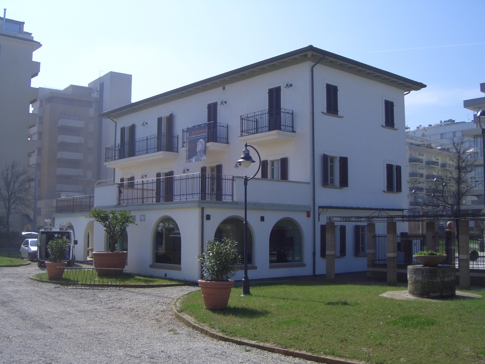 Sold for €1.2m: Mussolini’s 130-year-old seaside home now council property in Italy