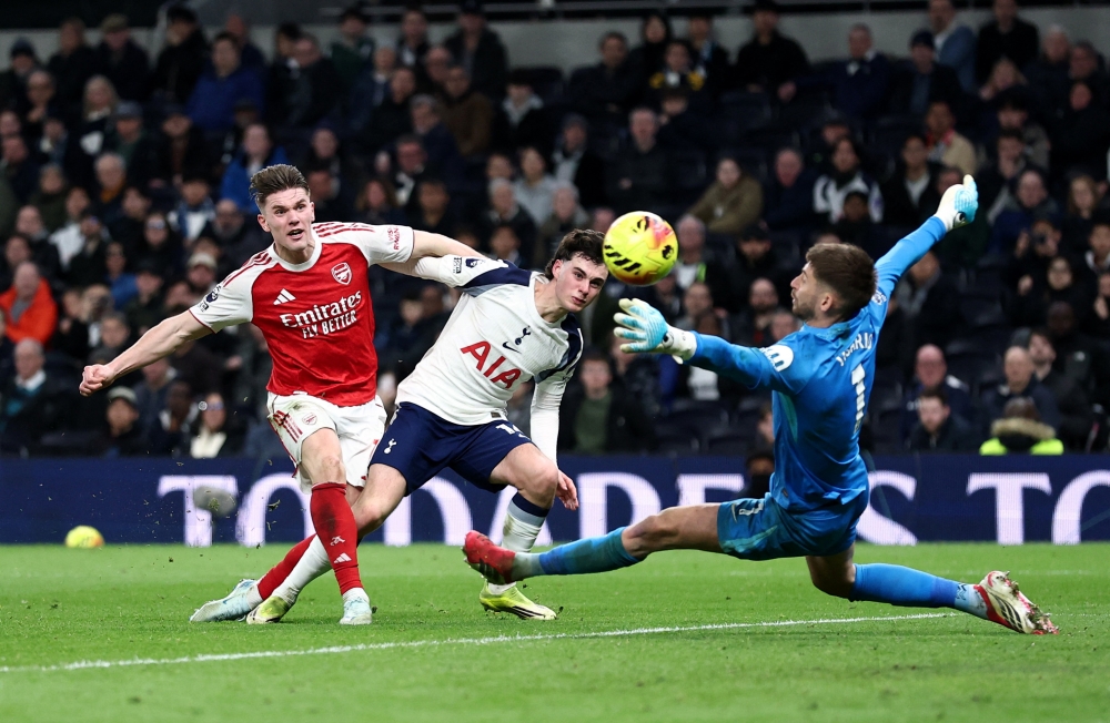 Injury fears mount for Arsenal as Saka, Rice doubts loom before Sporting quarter-final clash