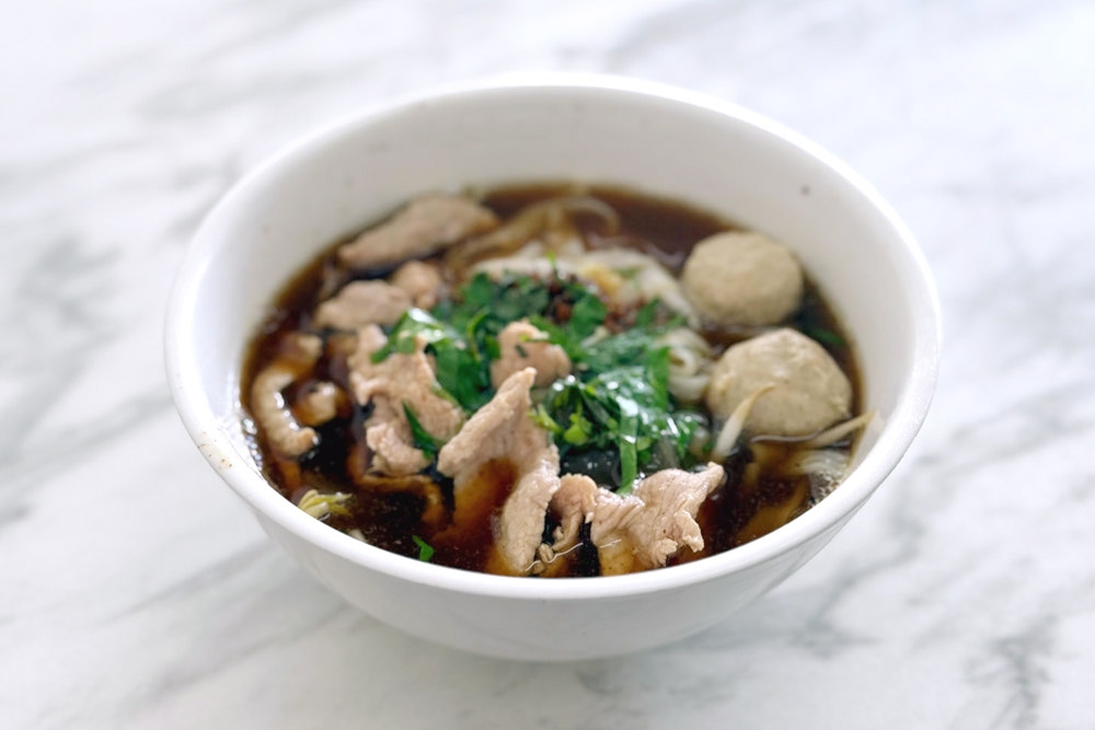 Pork Leg Noodles (or 'kuay teow kha mu'). — Picture by CK Lim