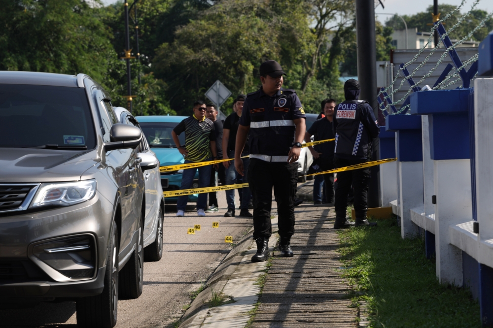 ‘He fired shots at us’: Witness recounts deadly Ulu Tiram police station attack