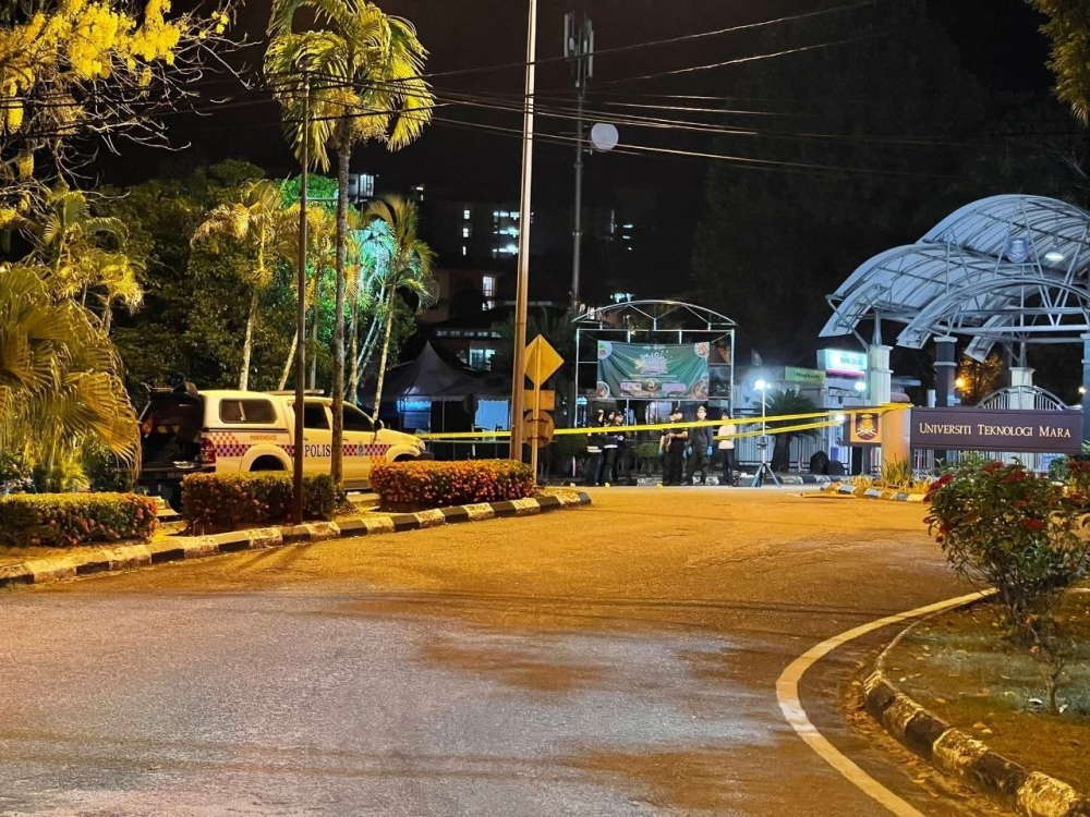 Repeat offender shot after lunging at police with machete at UiTM Machang