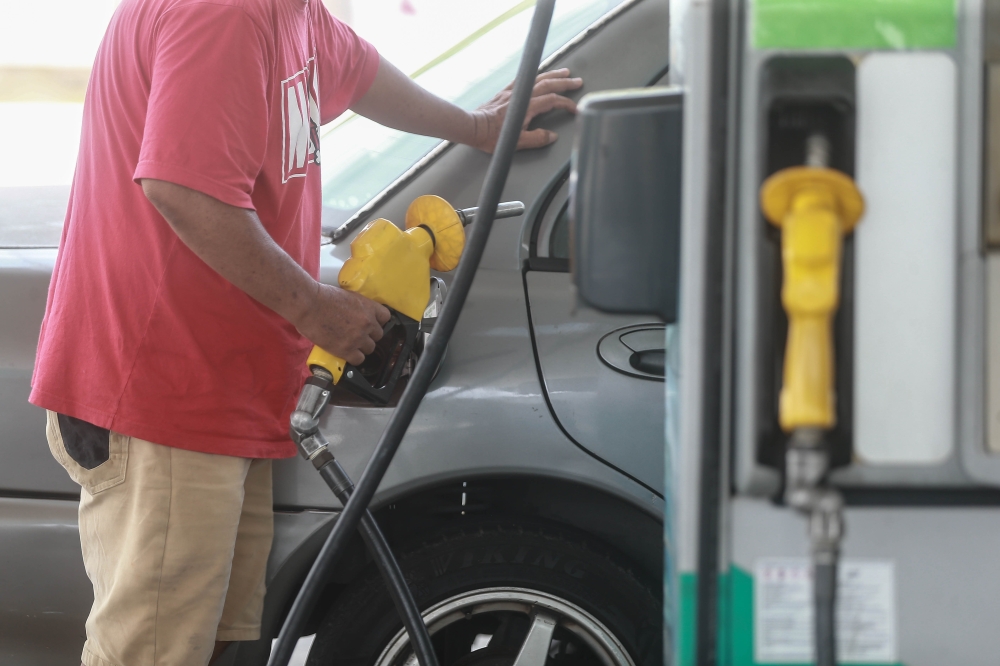 Most of the respondents in Rakuten Insight’s April survey said they were not affected by the reduced BUDI95 quota, while 36 per cent said they were affected. — Picture by Sayuti Zainudin