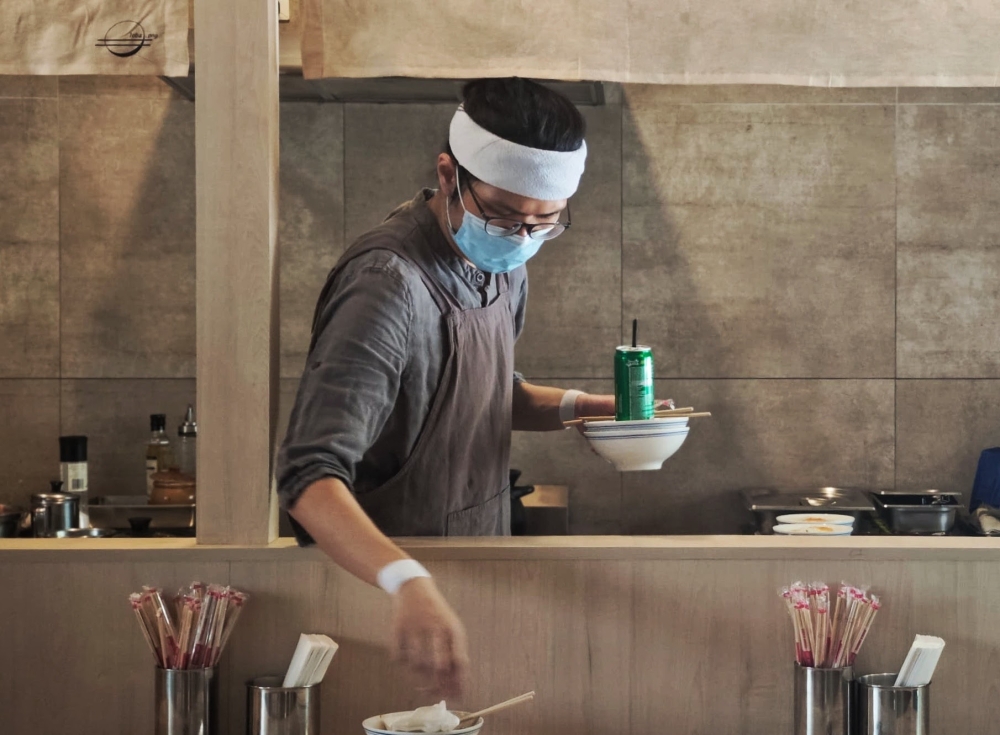 The whole operation is a one-man show. — Picture by Ethan Lau