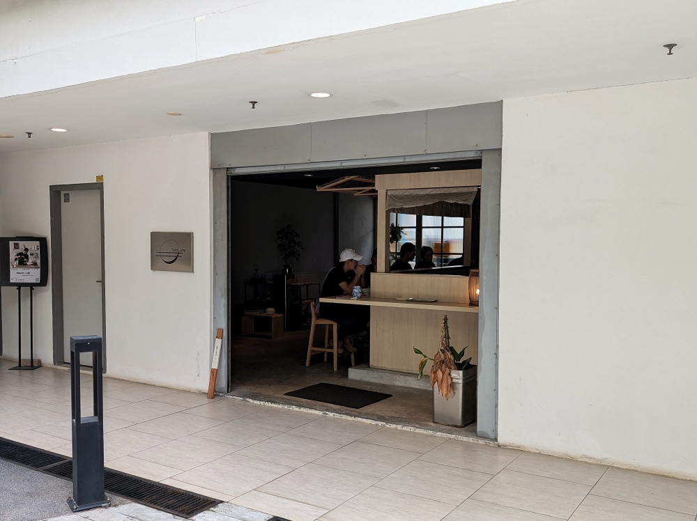 Blink and you’ll miss it: the restaurant’s front is a minimalistic one. — Picture by Ethan Lau