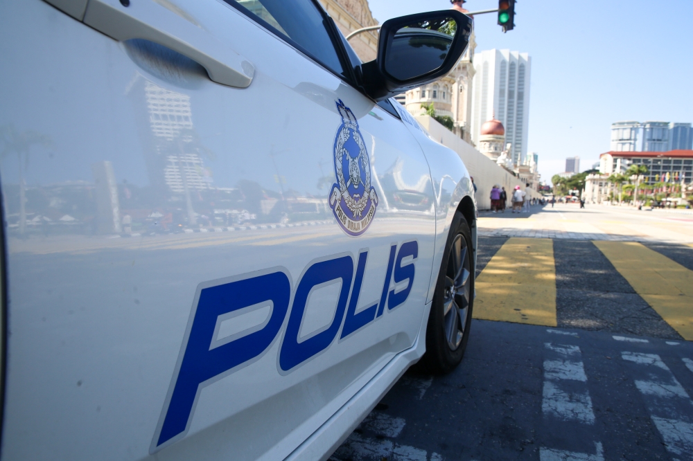 Pakistani sexual offence suspect escapes Sungai Buloh Prison, manhunt on