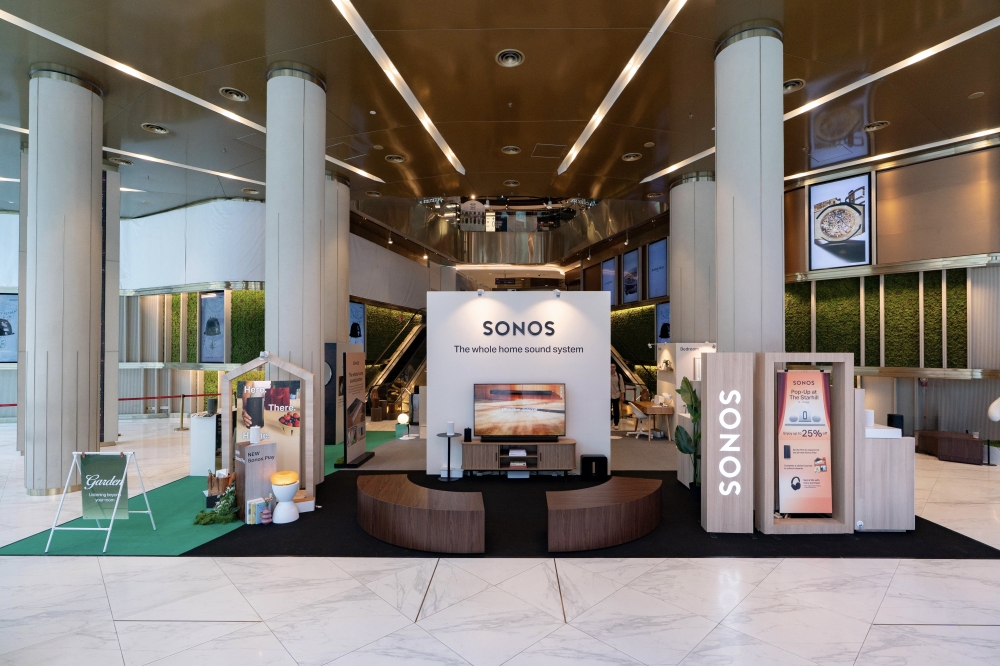 Sonos Play is priced at RM1,899 while the Era 100 SL is priced at RM1,199. Both are available for pre-order via tcacoustic.asia, the Sonos Concept Store at The Starhill. 