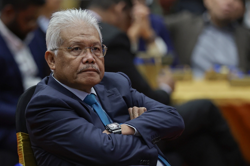 Hamzah does not rule out joining existing party with Reset bloc MPs