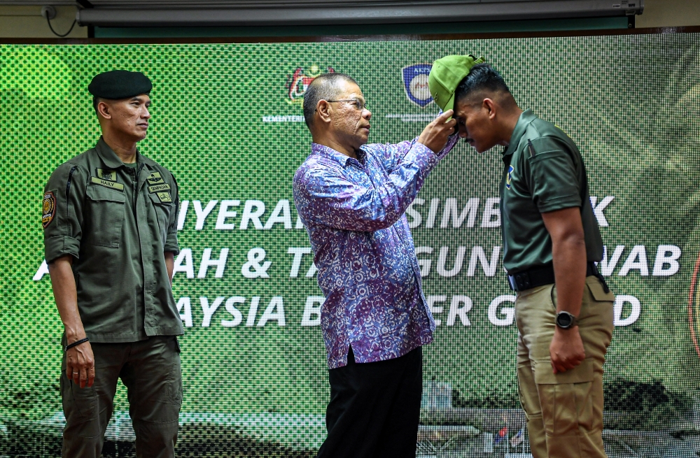 Home minister: 48 ex-armed forces personnel picked as first batch of Malaysia Border Guard
