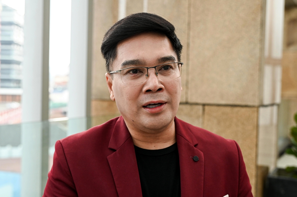 Fazli said a song is not merely a product of entertainment, but rather a life narrative that must be delivered with deep feeling so that its message reaches listeners sincerely and effectively. — Bernama pic