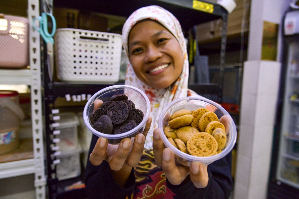 Home baker turns cookie entrepreneur after RM1.8m remark changed her life
