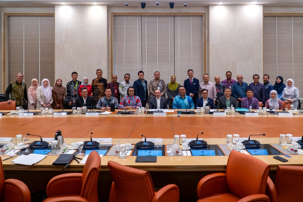 More listings, bigger firms: Govt eyes 10 IPOs and RM500m Bumiputera champions within five years