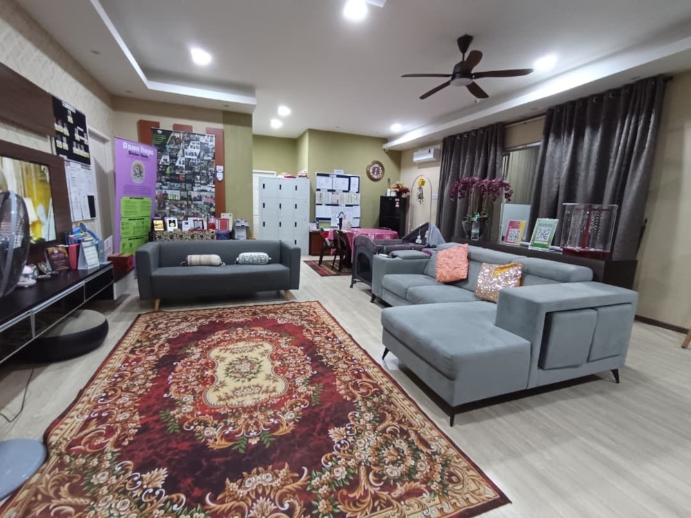 Dawn Hope works hard to make teenage mothers feel safe.