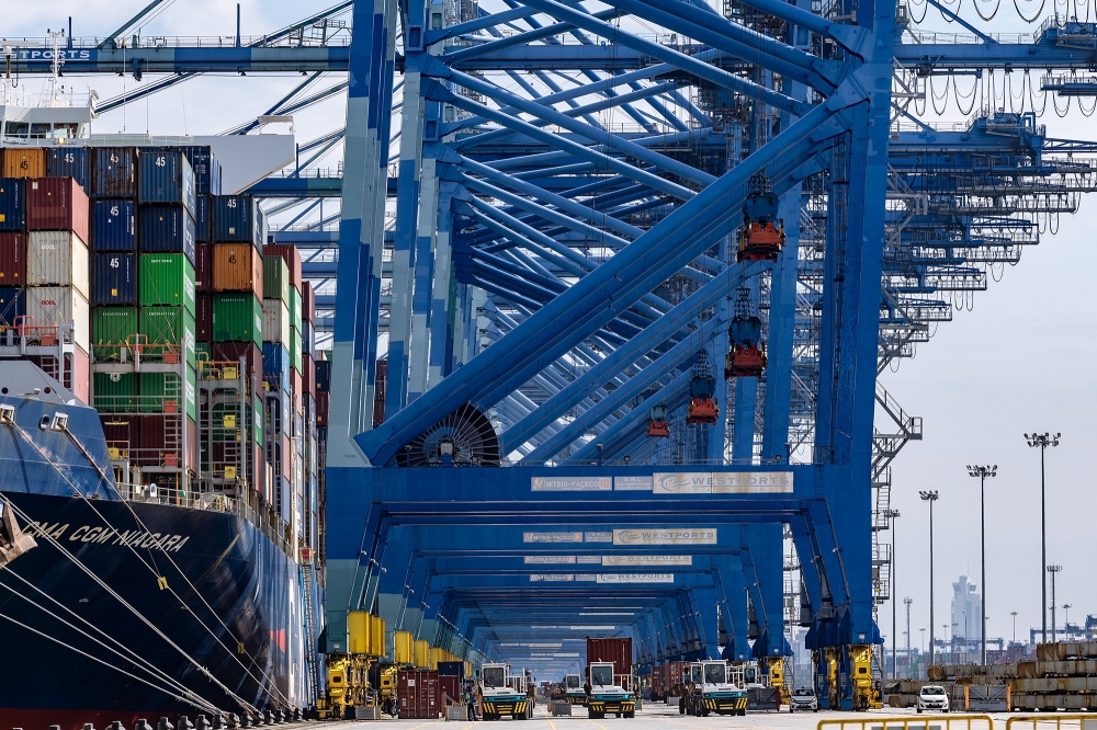 Malaysia’s economy set to grow 5.3pc in Q1 2026, DOSM says in advance estimate