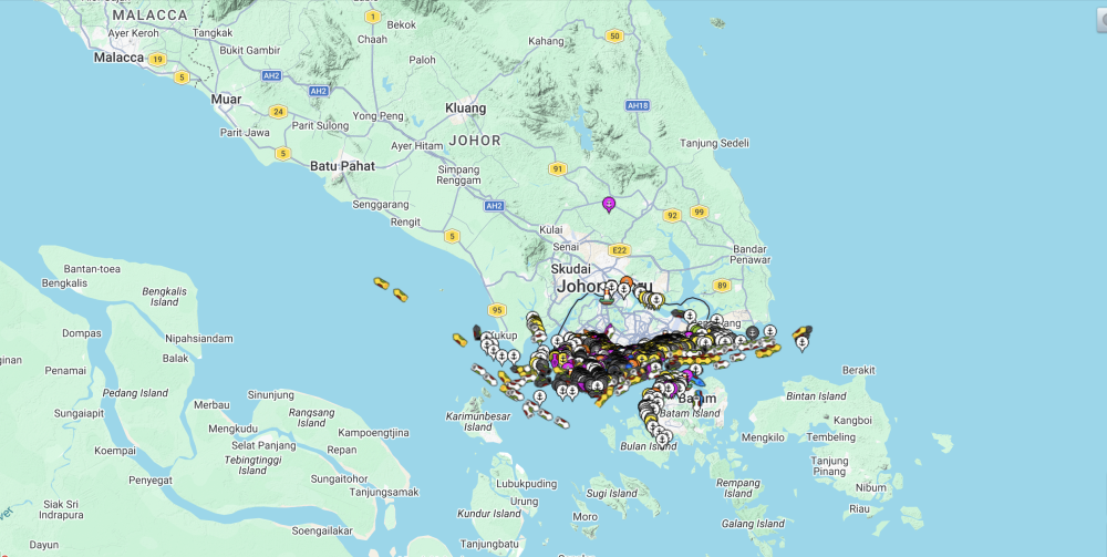 Ships navigate through the Strait of Malacca, one of the world’s busiest maritime trade routes linking the Indian and Pacific Oceans and carrying a significant share of global energy and cargo flows. — Shipfinder satellite image on Google Map
