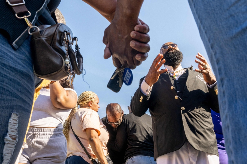 US shooting leaves eight children aged one to 14 dead in suspected domestic attack