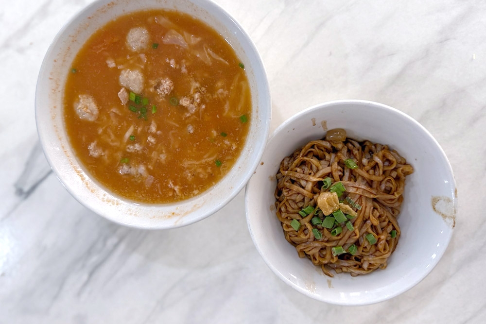 Try the tomato pork noodles for a tangy twist. — Picture by CK Lim    