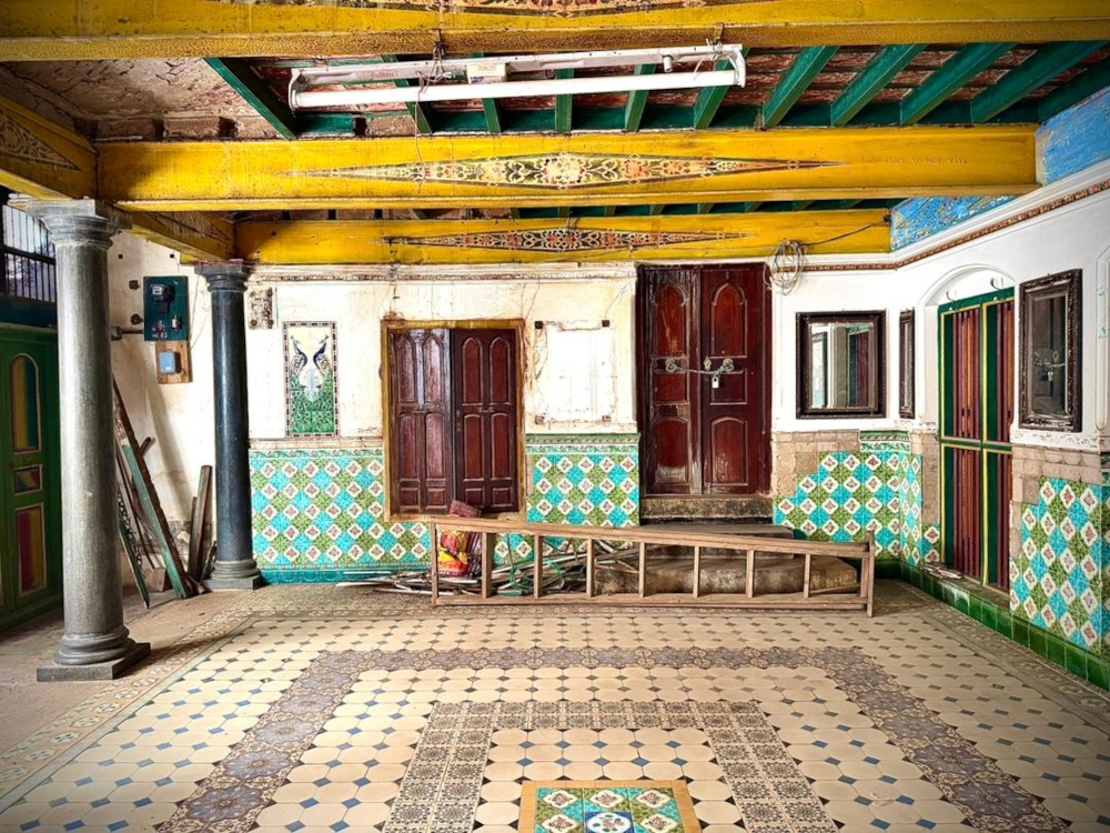 After the Second World War, as colonial trade networks collapsed, many Chettiar families dispersed across India and the West. The great houses were left to caretakers, opened only for clan gatherings and special occasions. — Picture by Abbi Khanthasamy