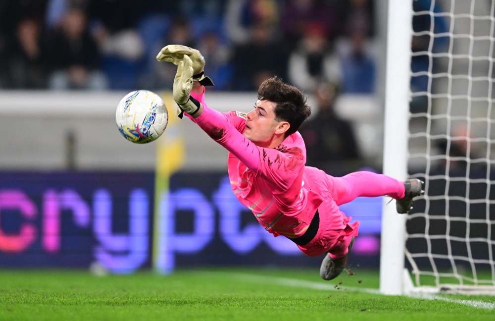 Lazio reach Italian Cup final after shootout victory over Atalanta