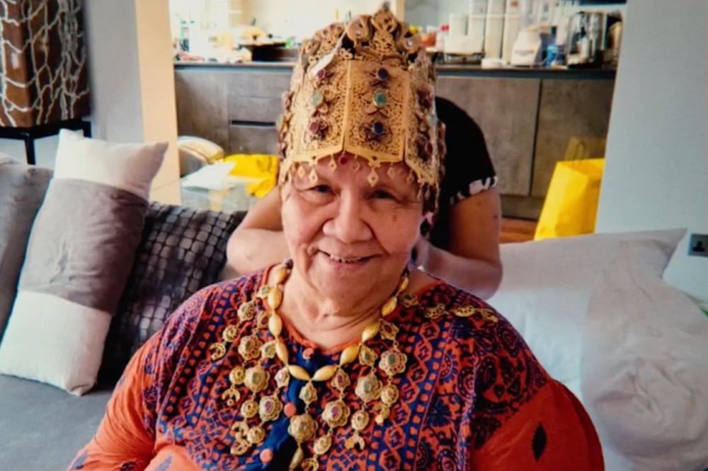 Netflix ‘Con Mum’ who duped her own son hit with 34 new charges in Singapore