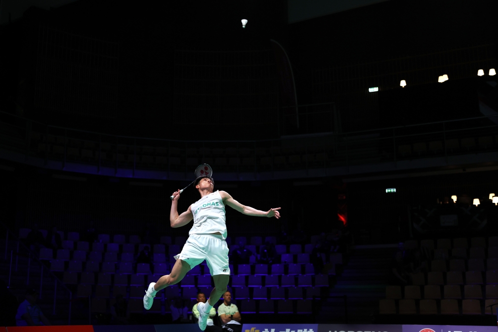 Justin Hoh in action. — Bernama pic