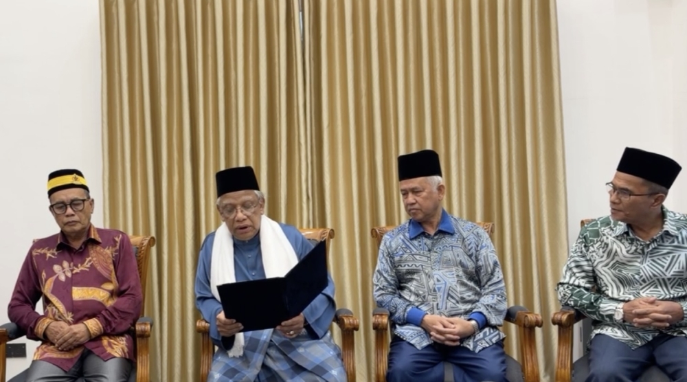 Mubarak ordered to vacate Sungei Ujong Undang official residence after 30 years