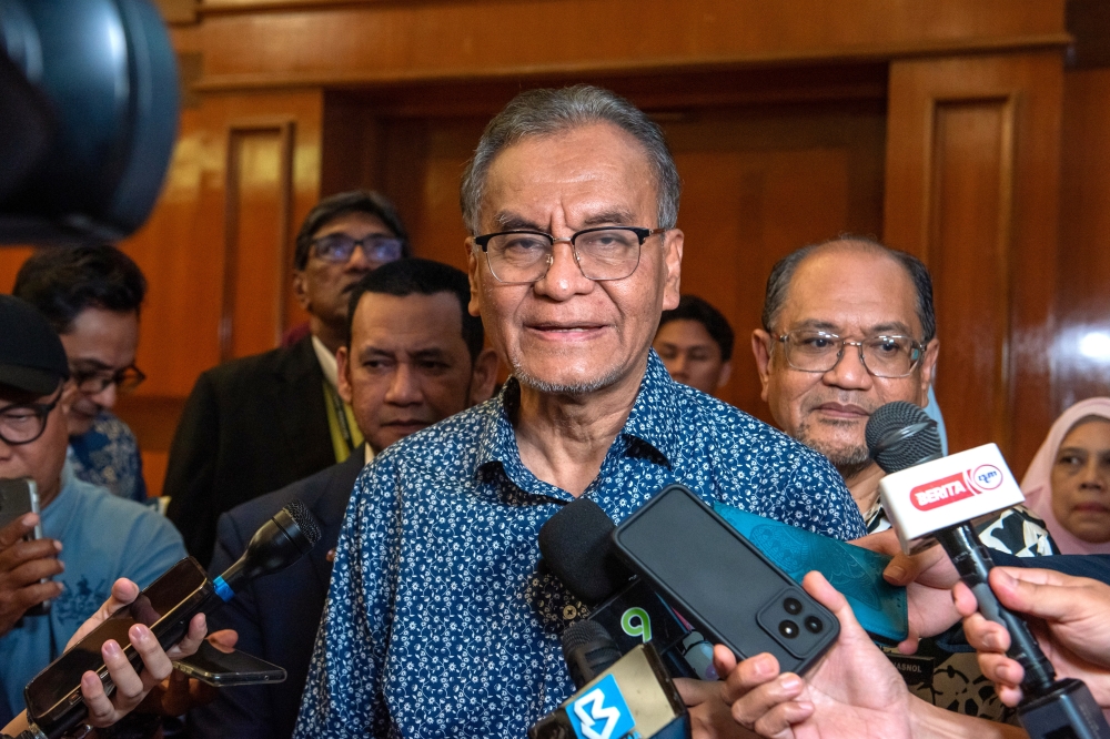 Health minister assures no cuts to treatment, emergency care under Budget 2026 reprioritisation