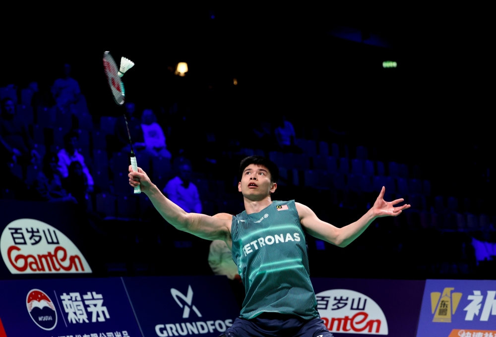 Malaysia men’s singles player Leong Jun Hao in action against world number one Shi Yu Qi of China during their quarter-final match at the BWF Thomas and Uber Cup Finals 2026 at Forum Horsens May 1, 2026. — Bernama pic